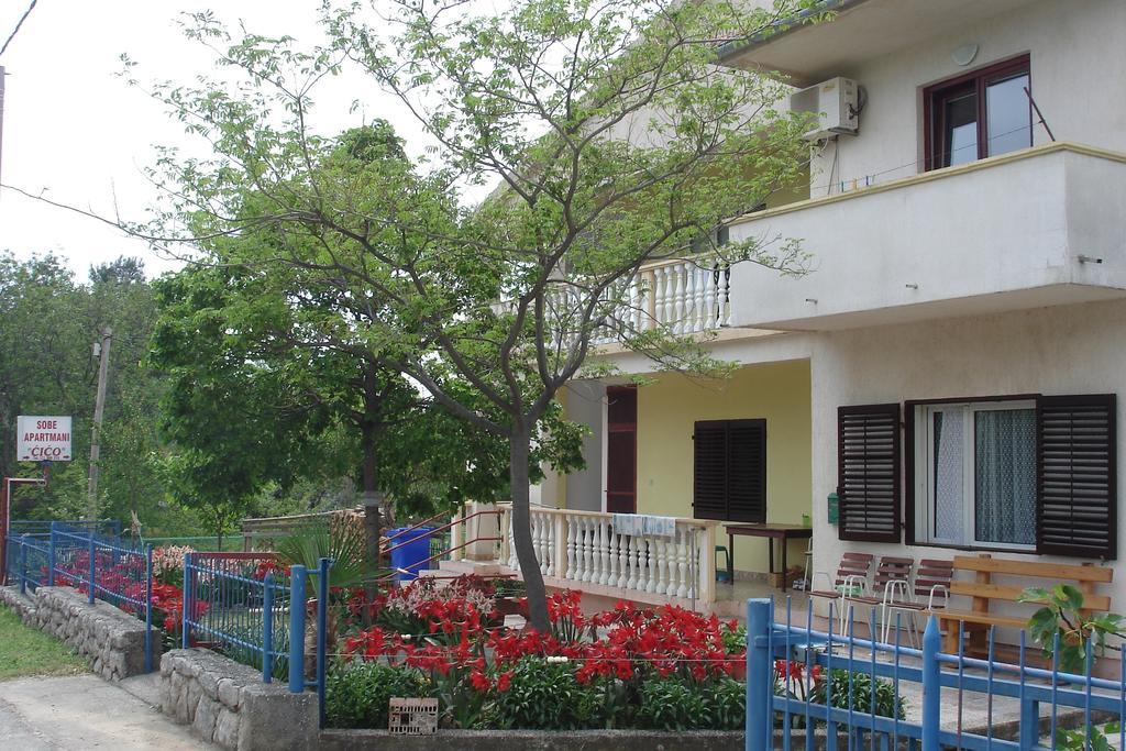 Apartments Cico Starigrad Paklenica Pokój zdjęcie