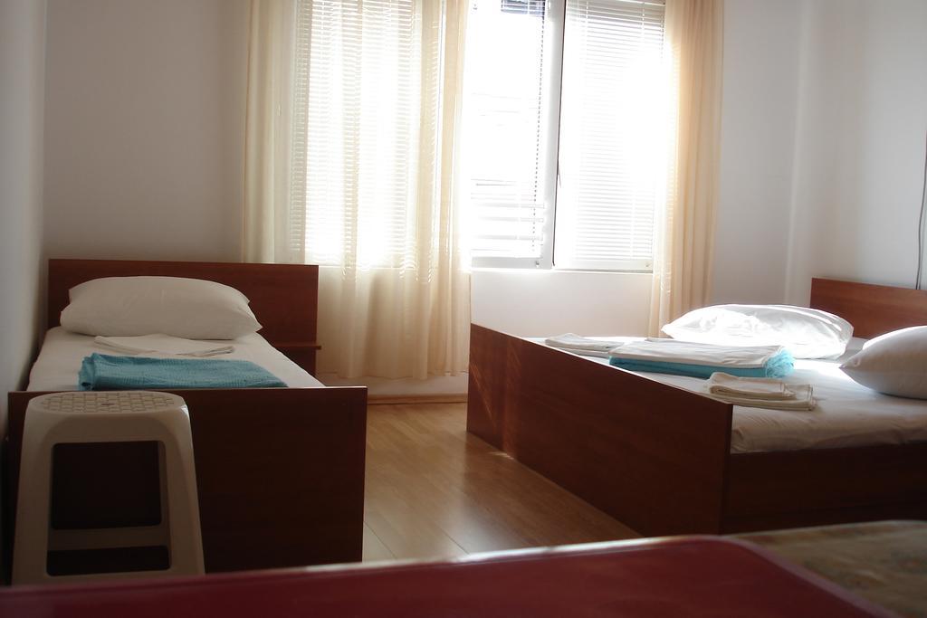 Apartments Cico Starigrad Paklenica Pokój zdjęcie