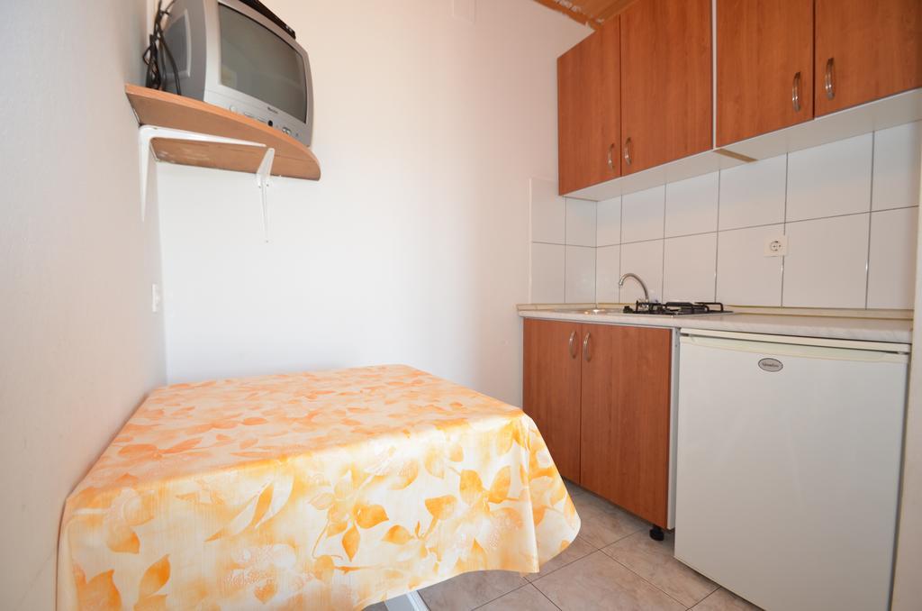 Apartments Cico Starigrad Paklenica Zewnętrze zdjęcie