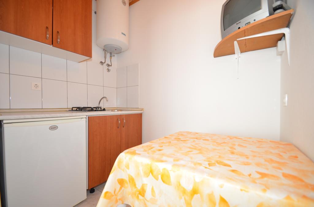 Apartments Cico Starigrad Paklenica Zewnętrze zdjęcie