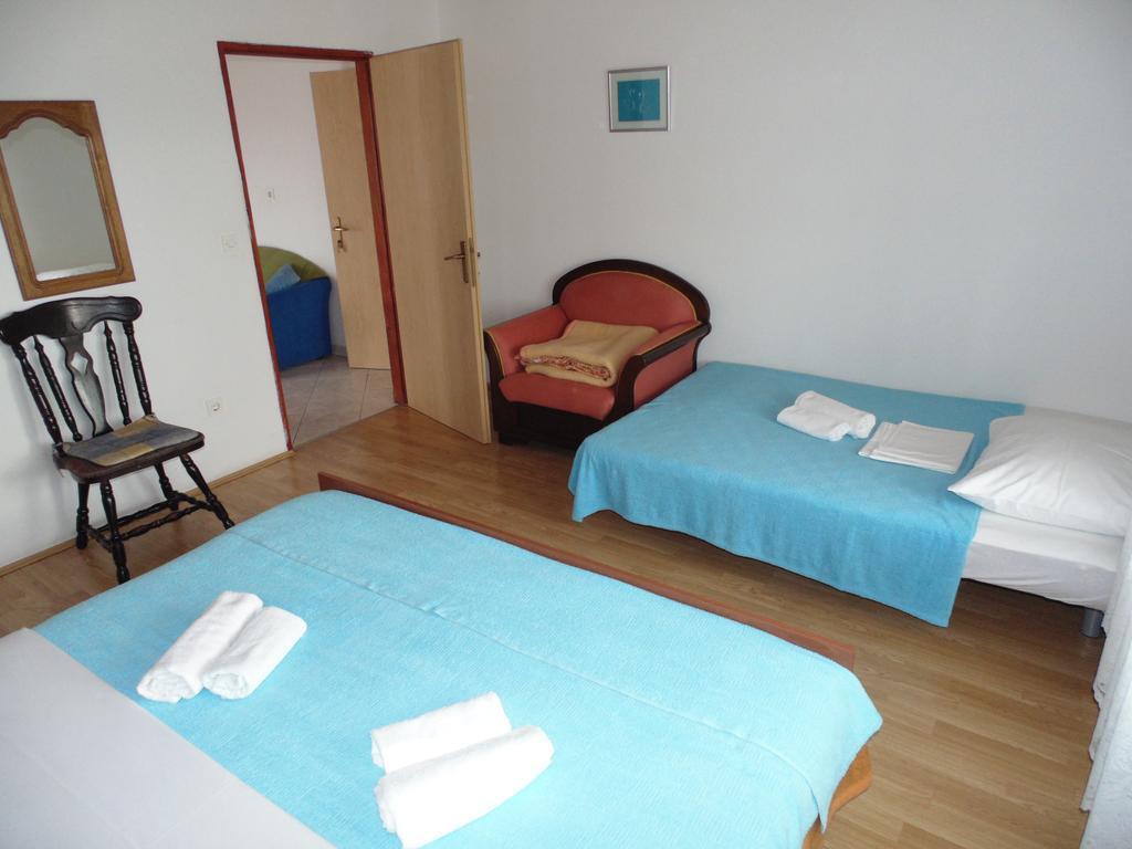 Apartments Cico Starigrad Paklenica Zewnętrze zdjęcie