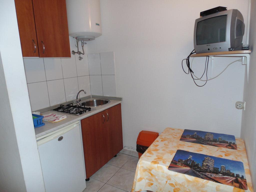 Apartments Cico Starigrad Paklenica Zewnętrze zdjęcie