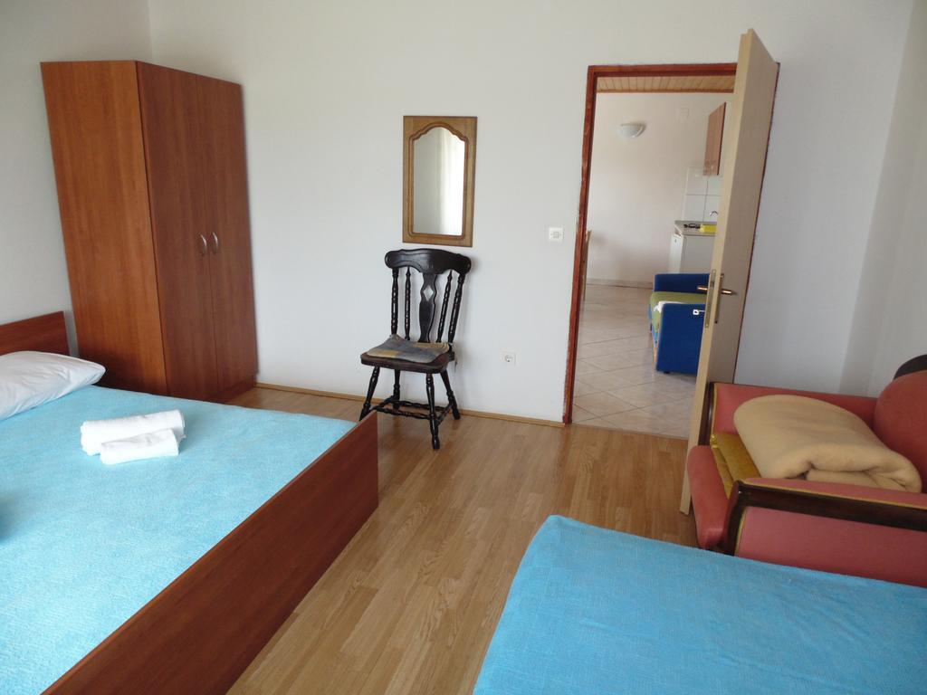 Apartments Cico Starigrad Paklenica Zewnętrze zdjęcie